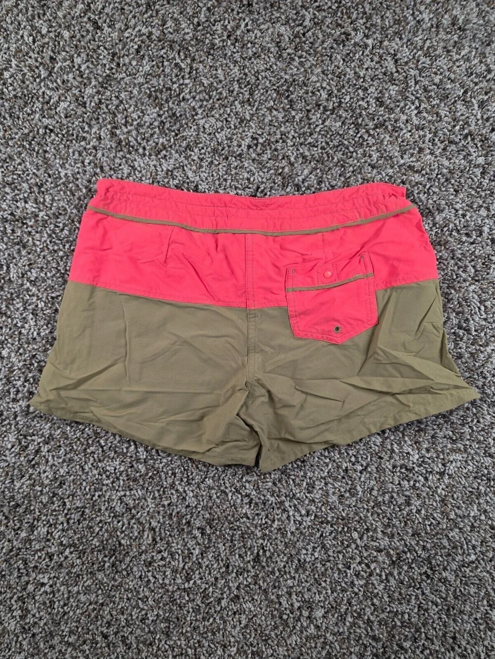 Patagonia Womens Sz 6 Colorblock Stretch Wavefarer Board Shorts Olive Green Pink